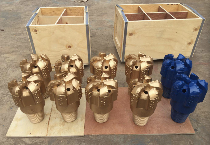 Τεχνουργήματα διακόπτη-αποκόπτη 3