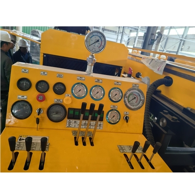 1640 πόδια GLXD-4 Diamond Core Drill Rig Πλήρης υδραυλική εξόρυξη με βάση το πλαίσιο Crawler